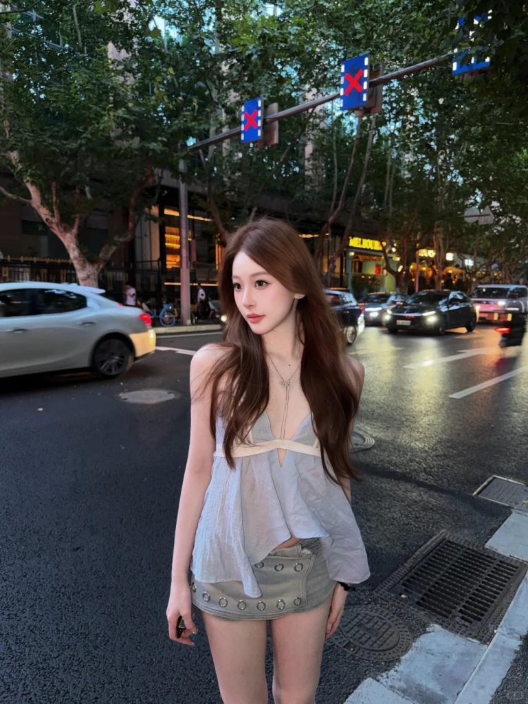 城市生活人物配图